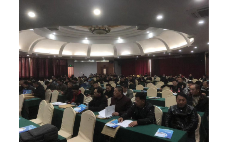 飛達(dá)科技為江蘇省建筑行業(yè)協(xié)會建筑安全設(shè)備管理分會成員分享《起重機械安全保護(hù)裝置維護(hù)與管理》